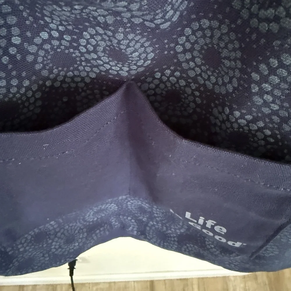 Life Is Good Navy Flower Print Cotton Canvas‎ Pockets Shoulder Tote Bag NWOT